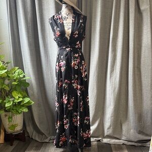 Soprano Black Floral Maxi Dress